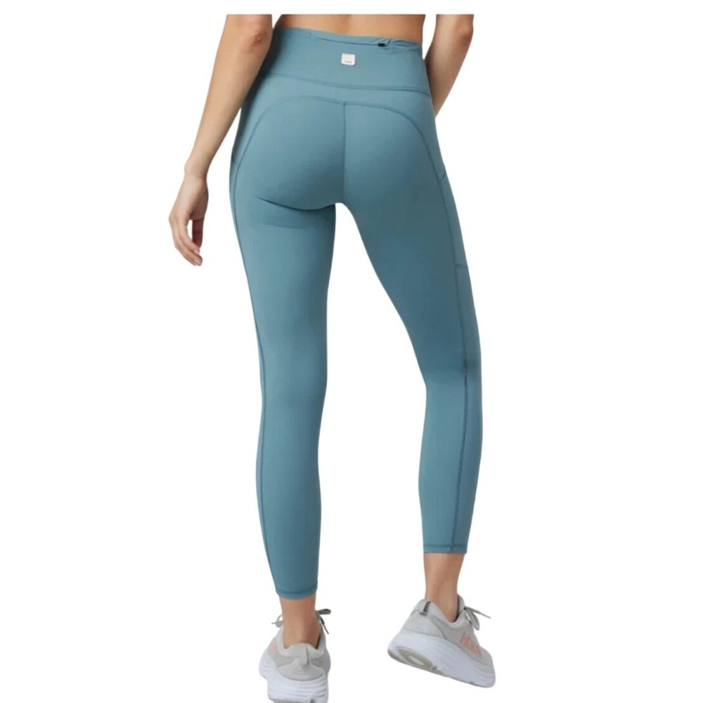 Vuori Women's Leggings in Teal